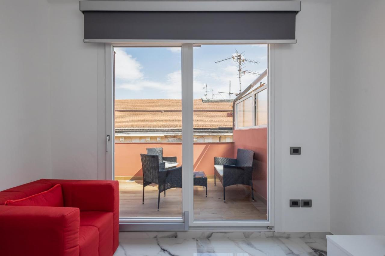 Casa Vacanza " La Rosa " Imperia Liguria Exterior photo