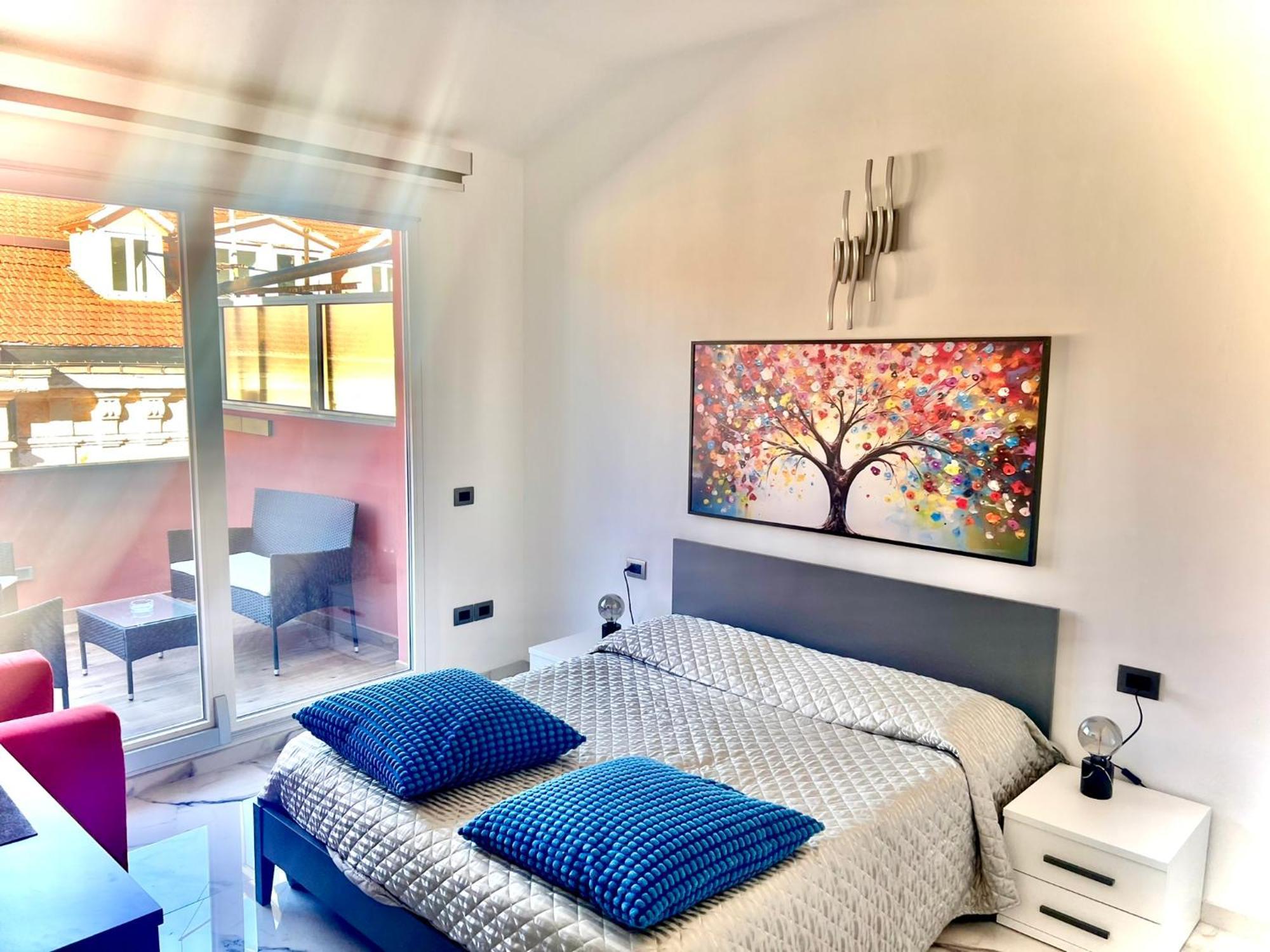 Casa Vacanza " La Rosa " Imperia Liguria Exterior photo